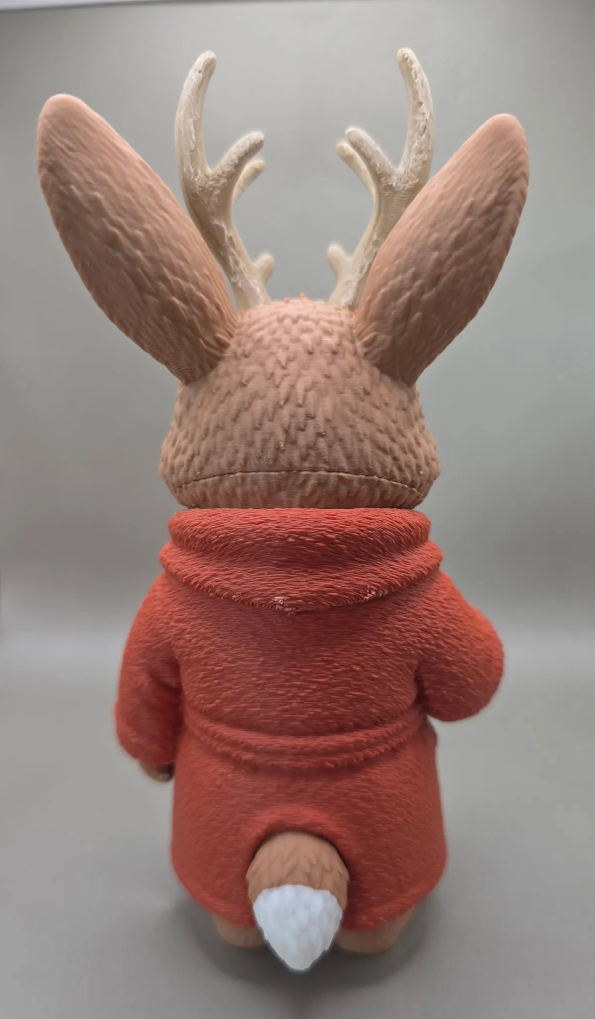 Jackalope Exótico: Chifres, Sono e Roupão