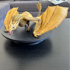 visão frontal figure dragão syrax inspirada em house of dragon