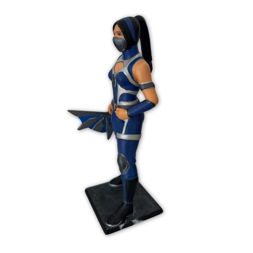 visão lateral esquerda figure em resina Kitana inspirado em mortal kombat